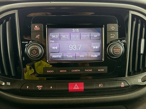 Used 2022 RAM ProMaster City Wagon w/ Lights & Wheels Group FWD image 16