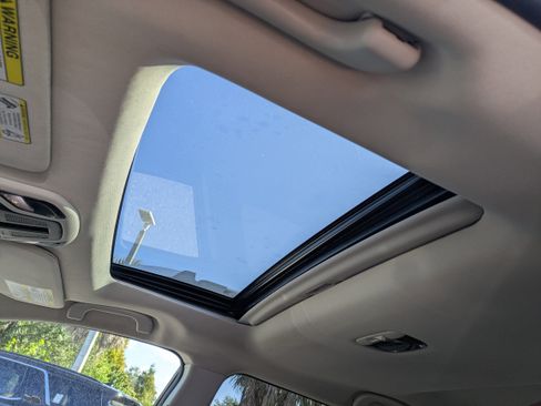 Certified 2022 Subaru Outback Touring XT image 23