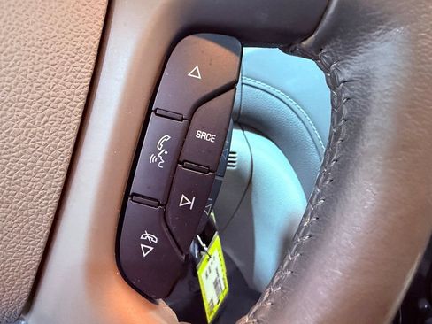 Used 2015 Buick Enclave Leather FWD image 22