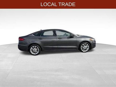 Used 2019 Ford Fusion SE FWD image 8