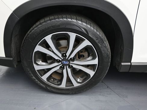 Used 2019 Subaru Forester Limited image 9