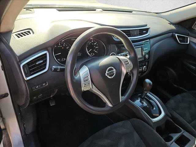 Used 2014 Nissan Rogue SV FWD image 10