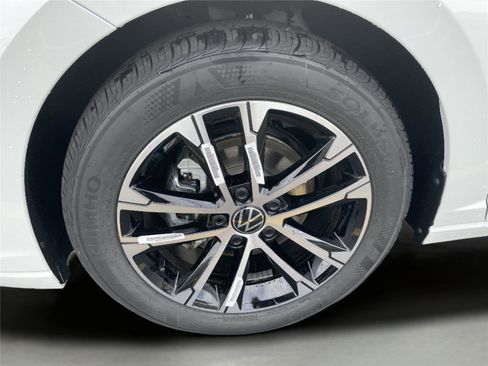 New 2025 Volkswagen Jetta Sport image 32