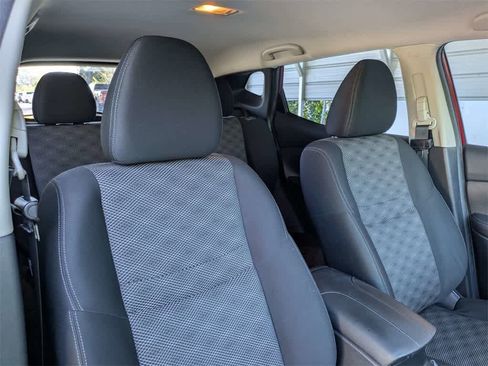 Used 2019 Nissan Rogue Sport SV w/ Technology Package image 6