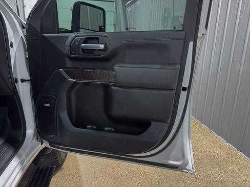 Used 2022 GMC Sierra 2500 Denali AWD/4WD image 24