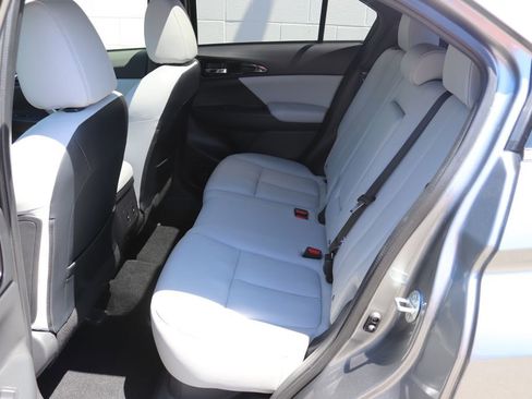 Used 2025 Mitsubishi Eclipse Cross SEL AWD/4WD image 9