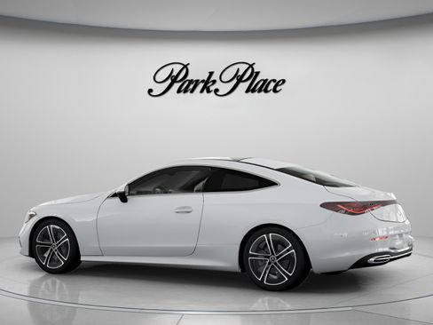 Certified 2026 Mercedes-Benz CLE 300 4MATIC Coupe image 11