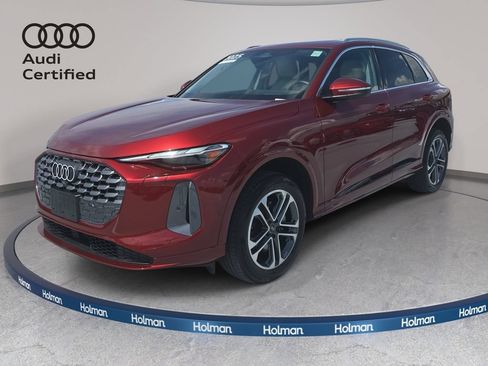 Certified 2025 Audi Q5 Premium w/ Convenience Package AWD/4WD image 1