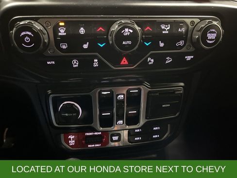 Used 2019 Jeep Wrangler Unlimited Rubicon image 19