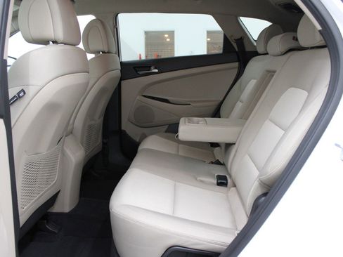 Used 2018 Hyundai Tucson SE FWD image 8