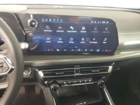 New 2026 Chevrolet Traverse LT w/ Sun and Wheel Package image 17