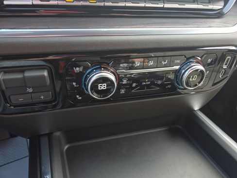 New 2026 GMC Sierra 2500 SLT w/ SLT Convenience Package AWD/4WD image 23