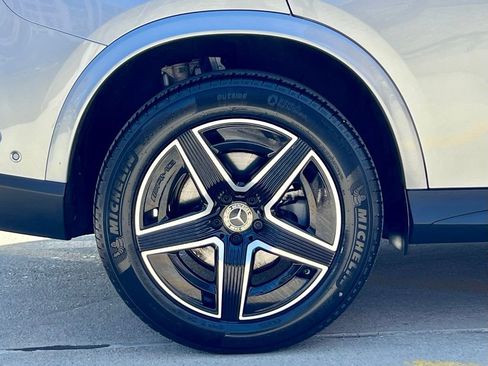 Certified 2026 Mercedes-Benz GLC 300 4MATIC image 8