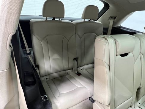 Used 2017 Audi Q7 3.0T Premium Plus w/ Premium Plus Package image 37