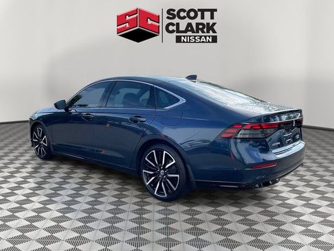 Used 2024 Honda Accord Touring image 4