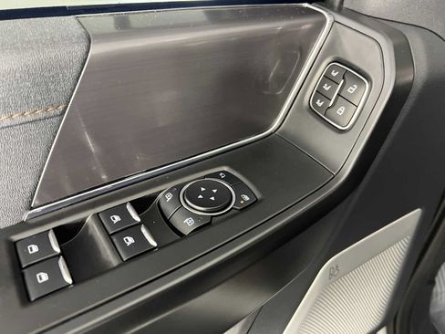 Certified 2023 Ford F150 Raptor AWD/4WD image 11