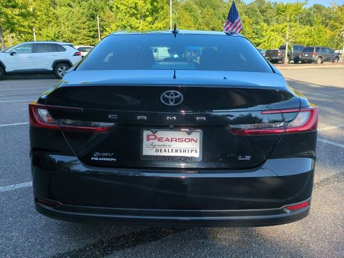 Used 2026 Toyota Camry LE FWD image 5