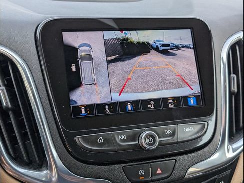 Used 2023 Chevrolet Equinox Premier FWD image 8