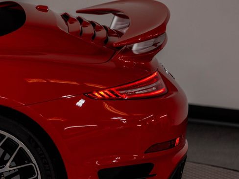 Used 2015 Porsche 911 Turbo S AWD/4WD image 40
