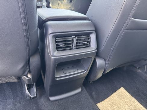 Used 2023 Honda CR-V EX-L image 7