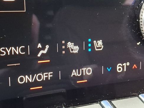 Used 2026 GMC Yukon Denali w/ Sun & Power Step Package AWD/4WD image 27
