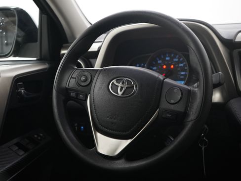Used 2015 Toyota RAV4 XLE AWD/4WD image 14