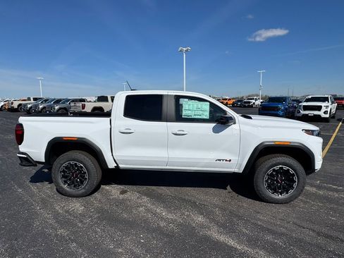 New 2026 GMC Canyon AT4 w/ Technology Plus Package AWD/4WD image 5