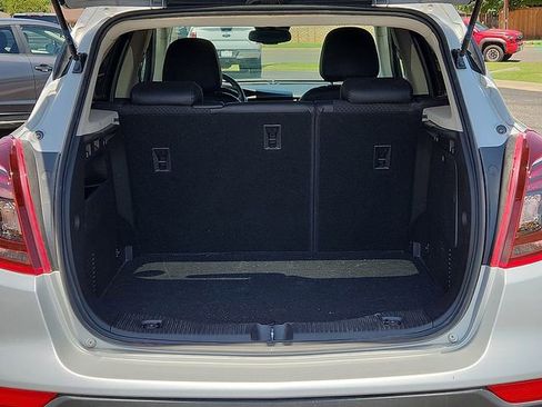 Certified 2022 Buick Encore Preferred w/ Safety Package AWD/4WD image 9