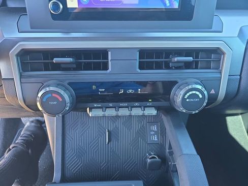 Used 2025 Toyota Tacoma SR5 image 22