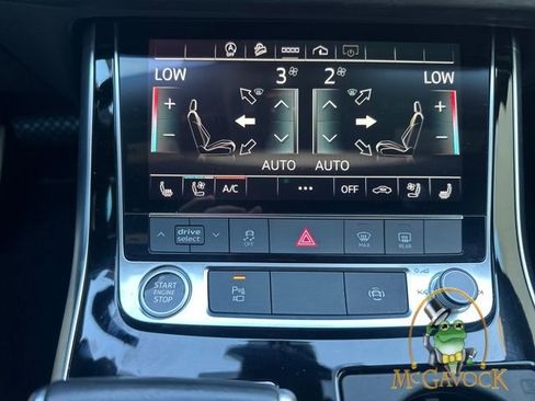 Used 2022 Audi Q8 Premium Plus w/ Premium Plus Package image 18