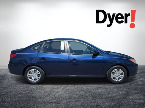 Used 2010 Hyundai Elantra FWD image 2