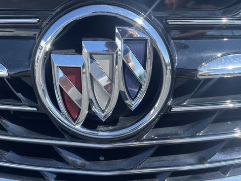 Used 2023 Buick Envision Preferred AWD/4WD image 29