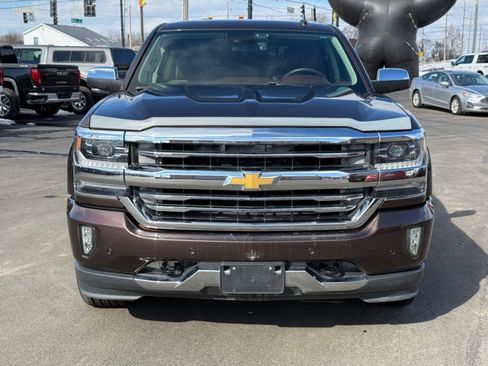 Used 2016 Chevrolet Silverado 1500 High Country w/ High Country Premium Package image 3