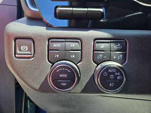 Used 2025 Chevrolet Silverado 2500 LTZ w/ LTZ Premium Package AWD/4WD image 24
