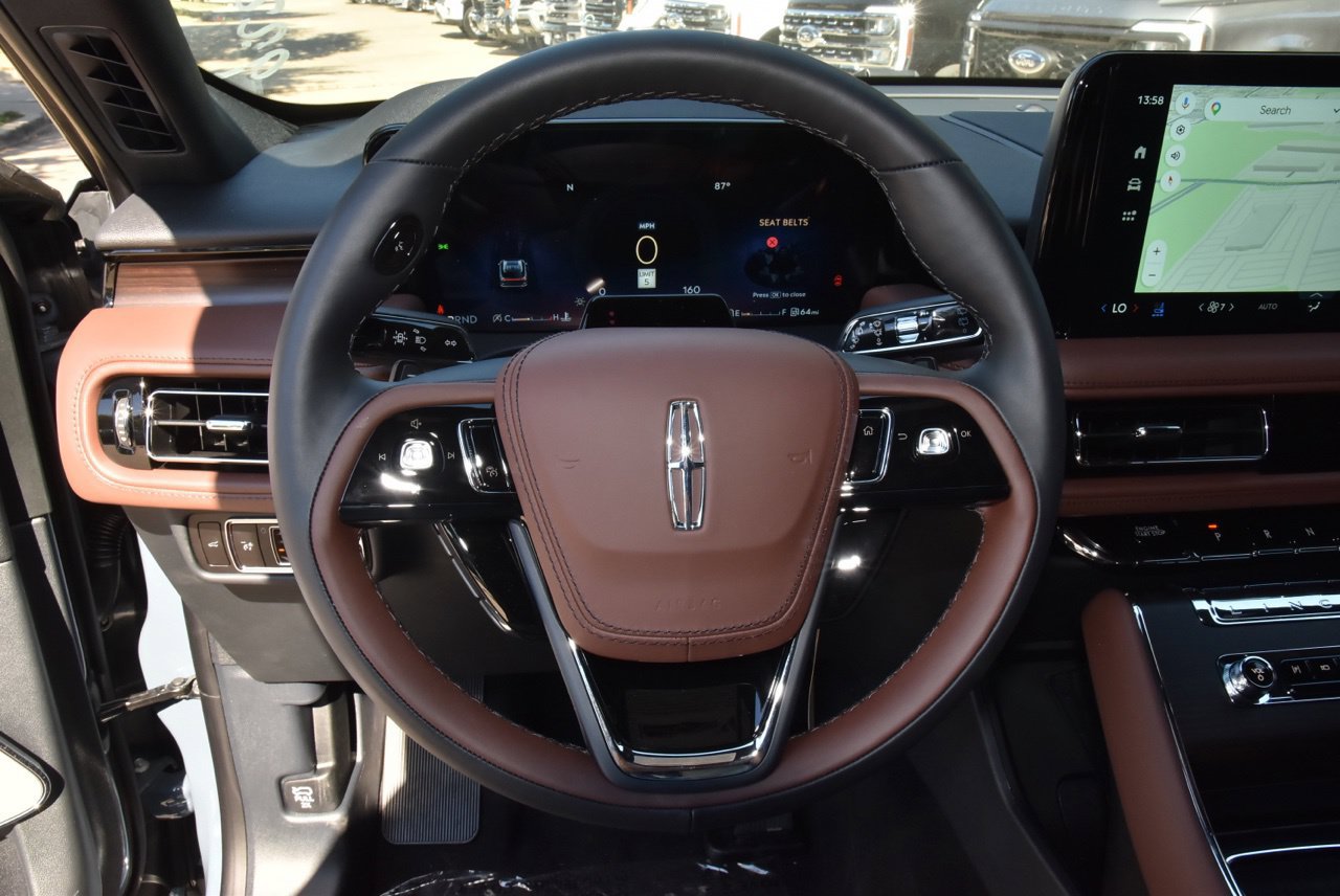 New 2027 Lincoln Aviator Reserve AWD/4WD image 23