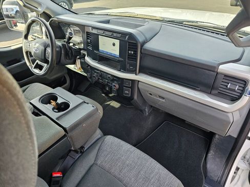 Used 2023 Ford F350 XLT w/ FX4 Off-Road Package AWD/4WD image 11