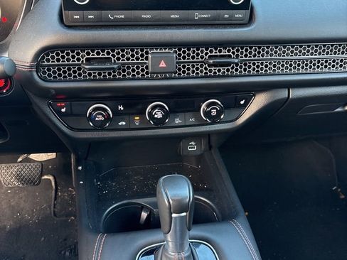 Used 2024 Honda HR-V Sport image 8