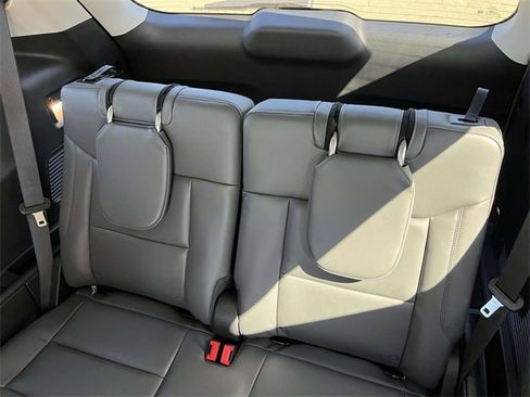 New 2025 Ford Explorer Active w/ Active Comfort Package image 26