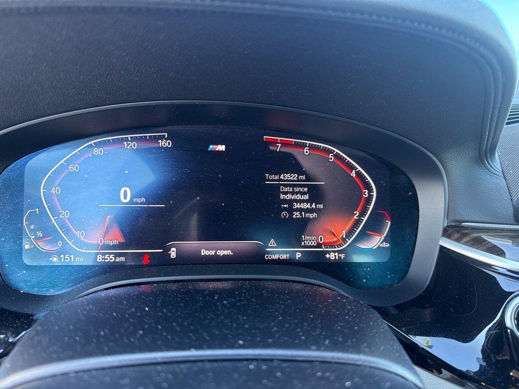 Used 2020 BMW 540i w/ M Sport Package RWD image 2