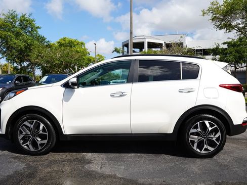 Used 2021 Kia Sportage EX w/ EX Technology Package image 17