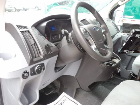 Used 2015 Ford Transit 250 148 Medium Roof RWD image 7