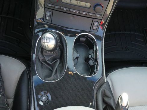 Used 2010 Chevrolet Corvette Grand Sport w/ Preferred Equipment Group RWD image 27