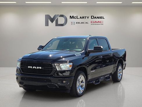 Used 2020 RAM 1500 Big Horn RWD image 2