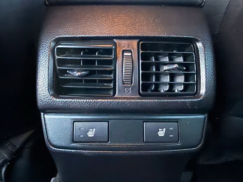 Used 2017 Subaru Outback 2.5i Limited image 23