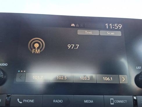 Used 2025 Honda Accord SE image 18