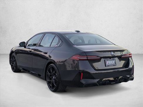 Used 2024 BMW 530i w/ M Sport Package image 8