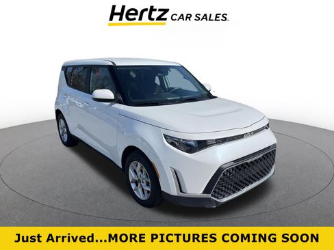 Used 2025 Kia Soul LX w/ LX Technology Package FWD image 1