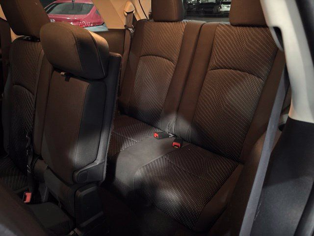 Used 2016 Dodge Journey SXT FWD image 13