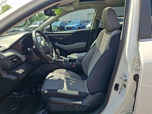Certified 2025 Subaru Outback Premium AWD/4WD image 13