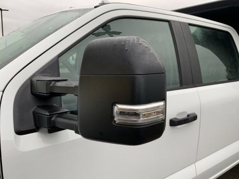Used 2024 Ford F550 4x4 Crew Cab Super Duty image 10